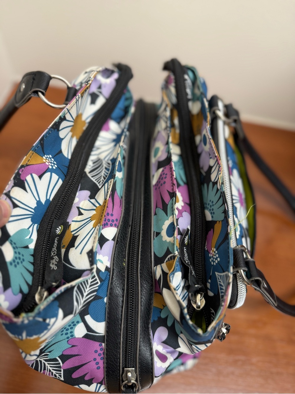 Lily Bloom Maggie Satchel Handbag EUC - Picture 8 of 15